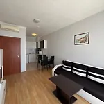 公寓式酒店 Izvora Front 4*