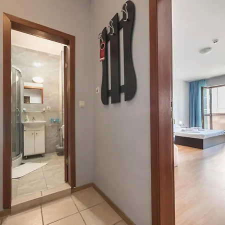 1-st Line Izvora Sea View On 3* Goldstrand