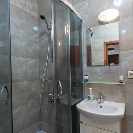 Aparthotel 1-st Line Izvora Sea View On 3*