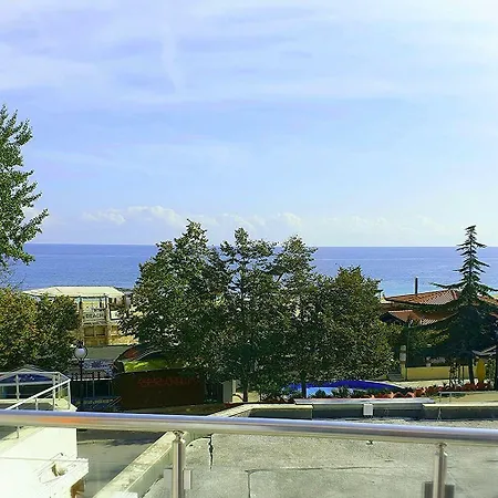 Aparthotel Izvora Front Golden Sands