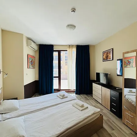 Izvora Front Aparthotel Golden Sands