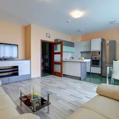 Aparthotel 1-st Line Izvora Sea View On 3*