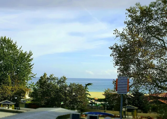 Izvora Front Lejlighedshotel 3*