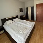Izvora Front Aparthotel