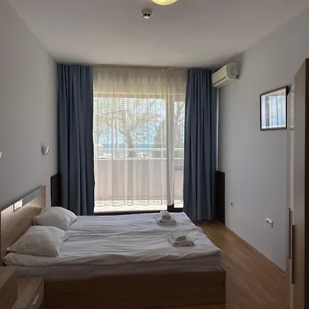 Izvora Front 4*