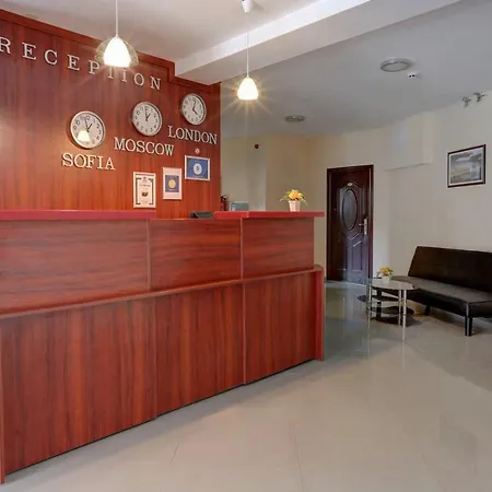 1-st Line Izvora Sea View On 公寓式酒店 3*