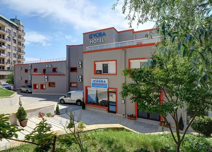 Izvora Front Apartahotel