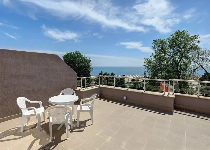 Izvora Front 3* Golden Sands